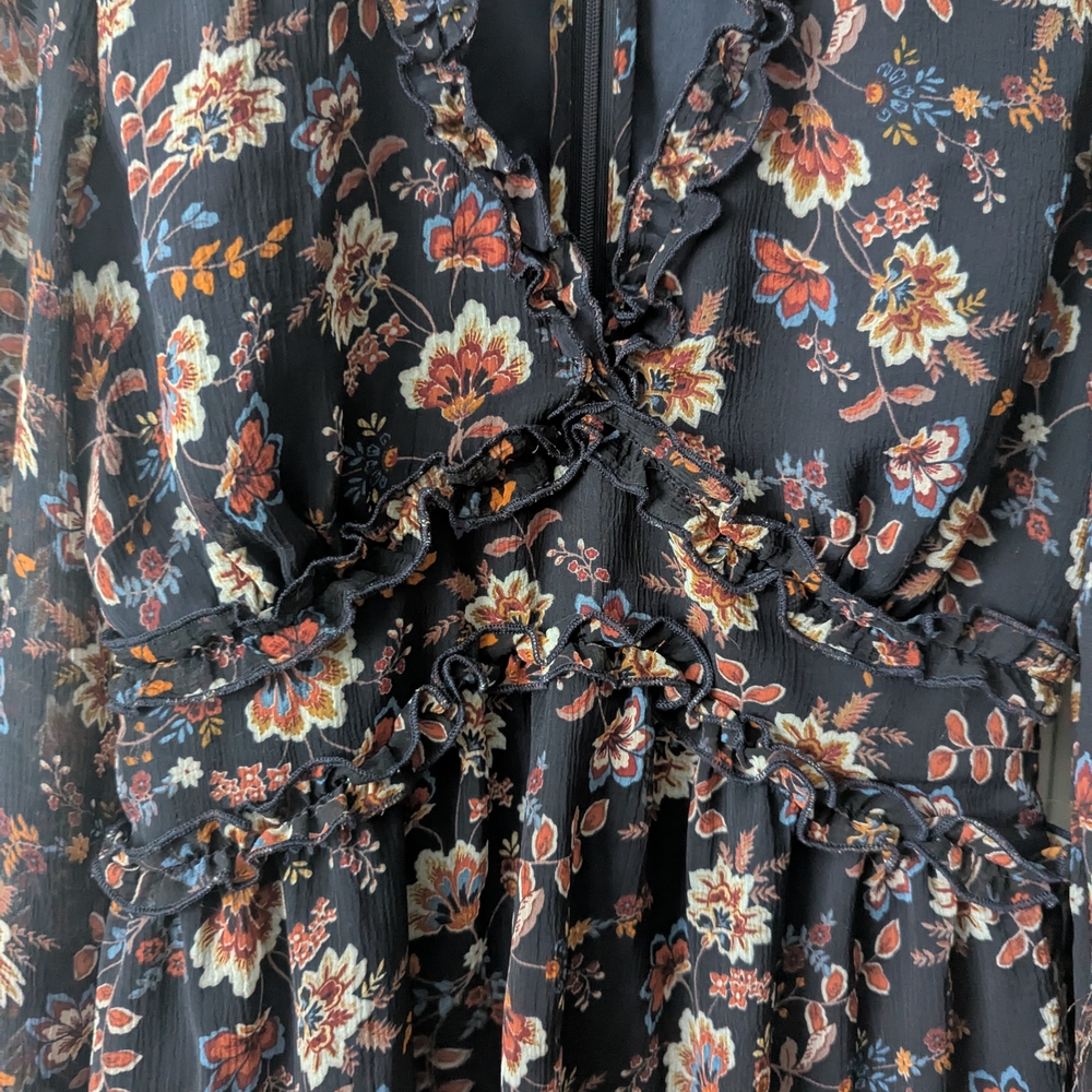 Floral Long Sleeve Dress - Picture 2 of 5